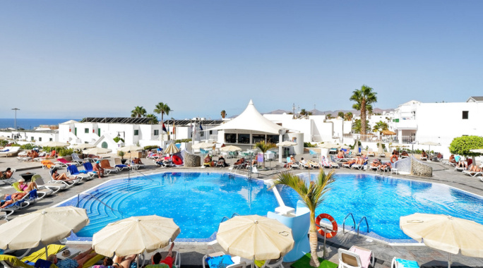 Hôtel Relaxia Lanzaplaya 3* Sup, Séjour Espagne & ses îles, Canaries, Lanzarote par Ôvoyages Hôtel Relaxia Lanzaplaya 3* Sup, Séjour Espagne & ses îles, Canaries, Lanzarote par Ôvoyages