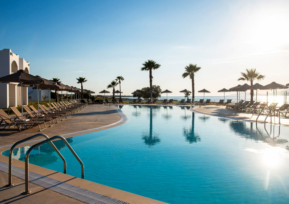 Hôtel Aeolos Beach 4* Hôtel Aeolos Beach 4*