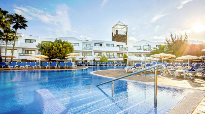 Hôtel THB Lanzarote Beach 4*, Séjour Espagne & ses îles, Canaries, Lanzarote par Ôvoyages Hôtel THB Lanzarote Beach 4*, Séjour Espagne & ses îles, Canaries, Lanzarote par Ôvoyages