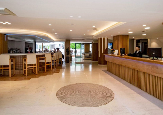 Hôtel Elmi Suites Beach 4* Hôtel Elmi Suites Beach 4*