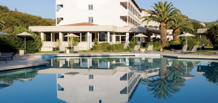 Hôtel Nafsika 4* Adult Only +17, Séjour Grèce & ses îles, Corfou par Ôvoyages Hôtel Nafsika 4* Adult Only +17, Séjour Grèce & ses îles, Corfou par Ôvoyages