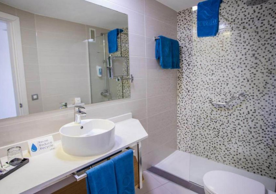 Hôtel Servatur Waikiki 4* by Ôvoyages Hôtel Servatur Waikiki 4* by Ôvoyages