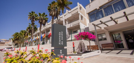 Hôtel Servatur Alameda de Jandia 2*, Séjour Espagne & ses îles, Canaries, Fuerteventura par Ôvoyages Hôtel Servatur Alameda de Jandia 2*, Séjour Espagne & ses îles, Canaries, Fuerteventura par Ôvoyages