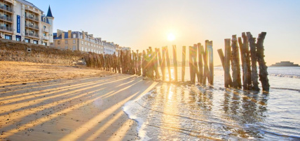 Hôtel Le Nouveau Monde 4*, Séjour France, Bretagne, Saint Malo par Ôvoyages Hôtel Le Nouveau Monde 4*, Séjour France, Bretagne, Saint Malo par Ôvoyages