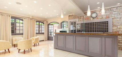 Hôtel Oasis 3*, Séjour Grèce & ses îles, Corfou par Ôvoyages Hôtel Oasis 3*, Séjour Grèce & ses îles, Corfou par Ôvoyages