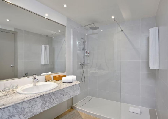 Hôtel INNSIDE by Melia 4* Adult Only +16 Hôtel INNSIDE by Melia 4* Adult Only +16