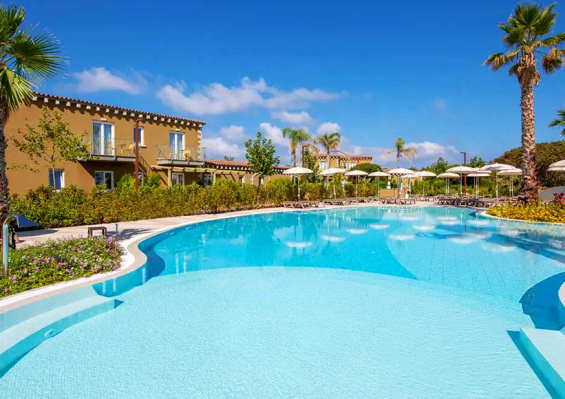 Hôtel Is Serenas Badesi Resort 4* Hôtel Is Serenas Badesi Resort 4*